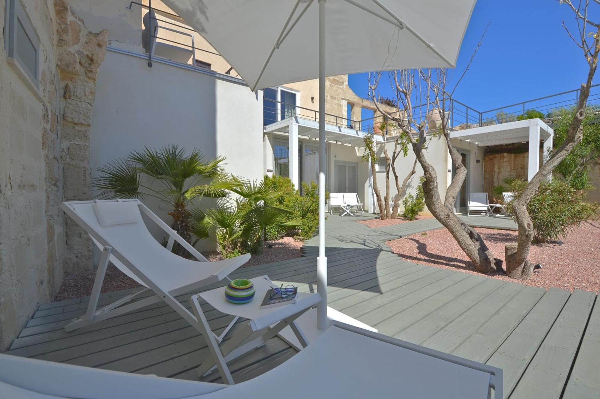 Villa Rocce Bianche ฟาวีญานา ภายนอก รูปภาพ
