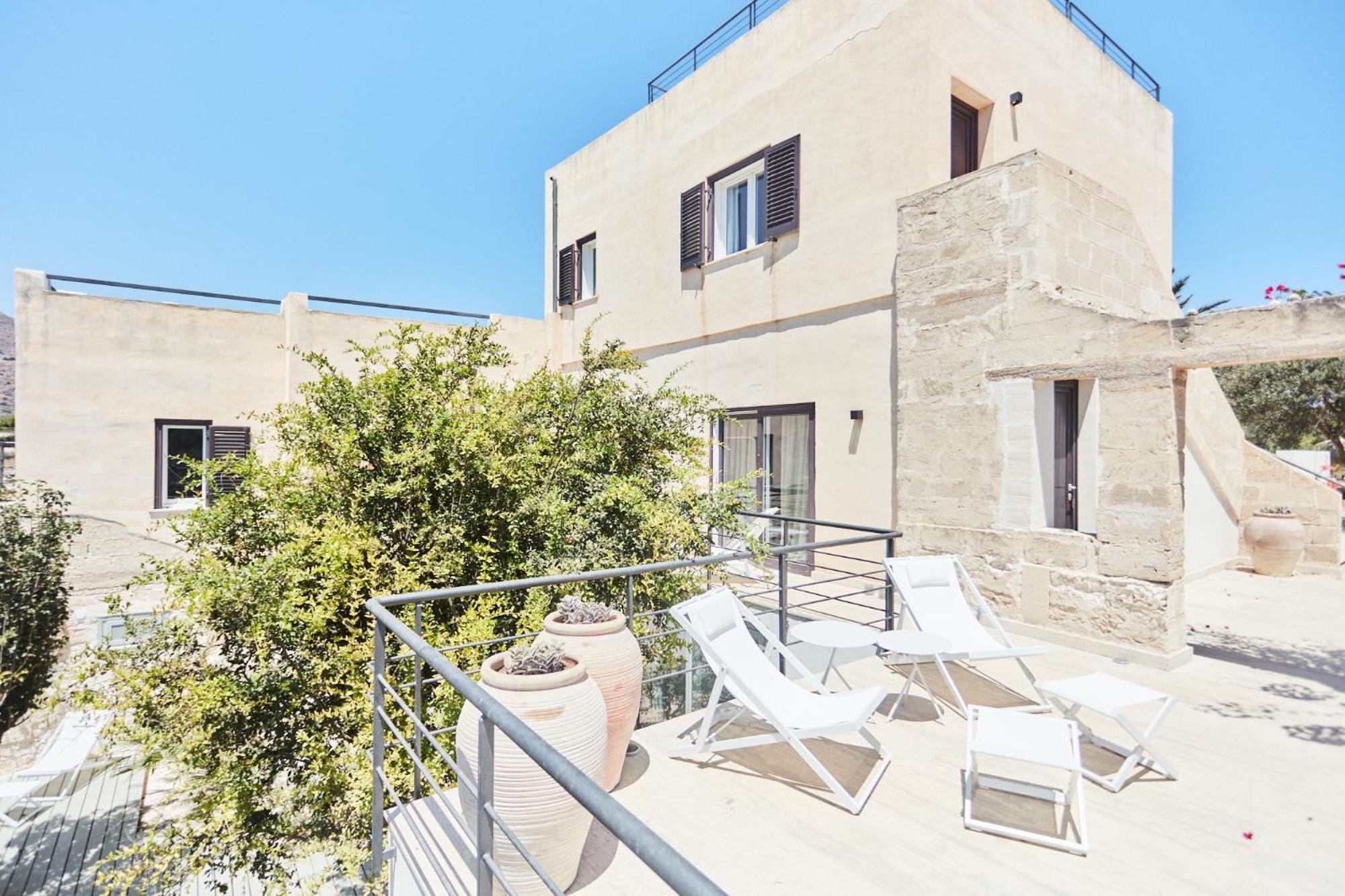 Villa Rocce Bianche ฟาวีญานา ภายนอก รูปภาพ
