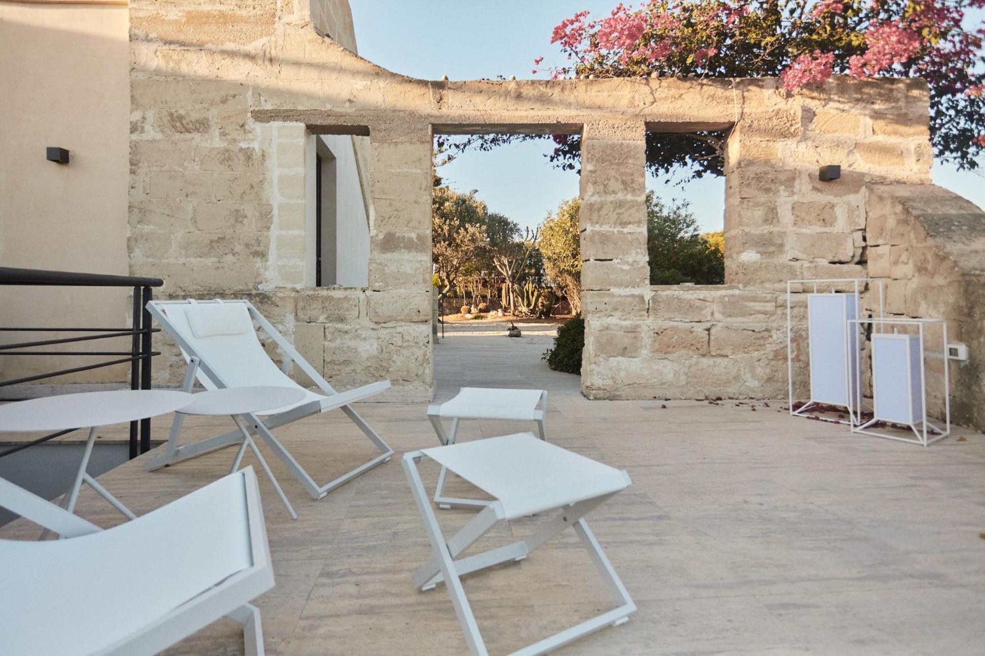 Villa Rocce Bianche ฟาวีญานา ภายนอก รูปภาพ