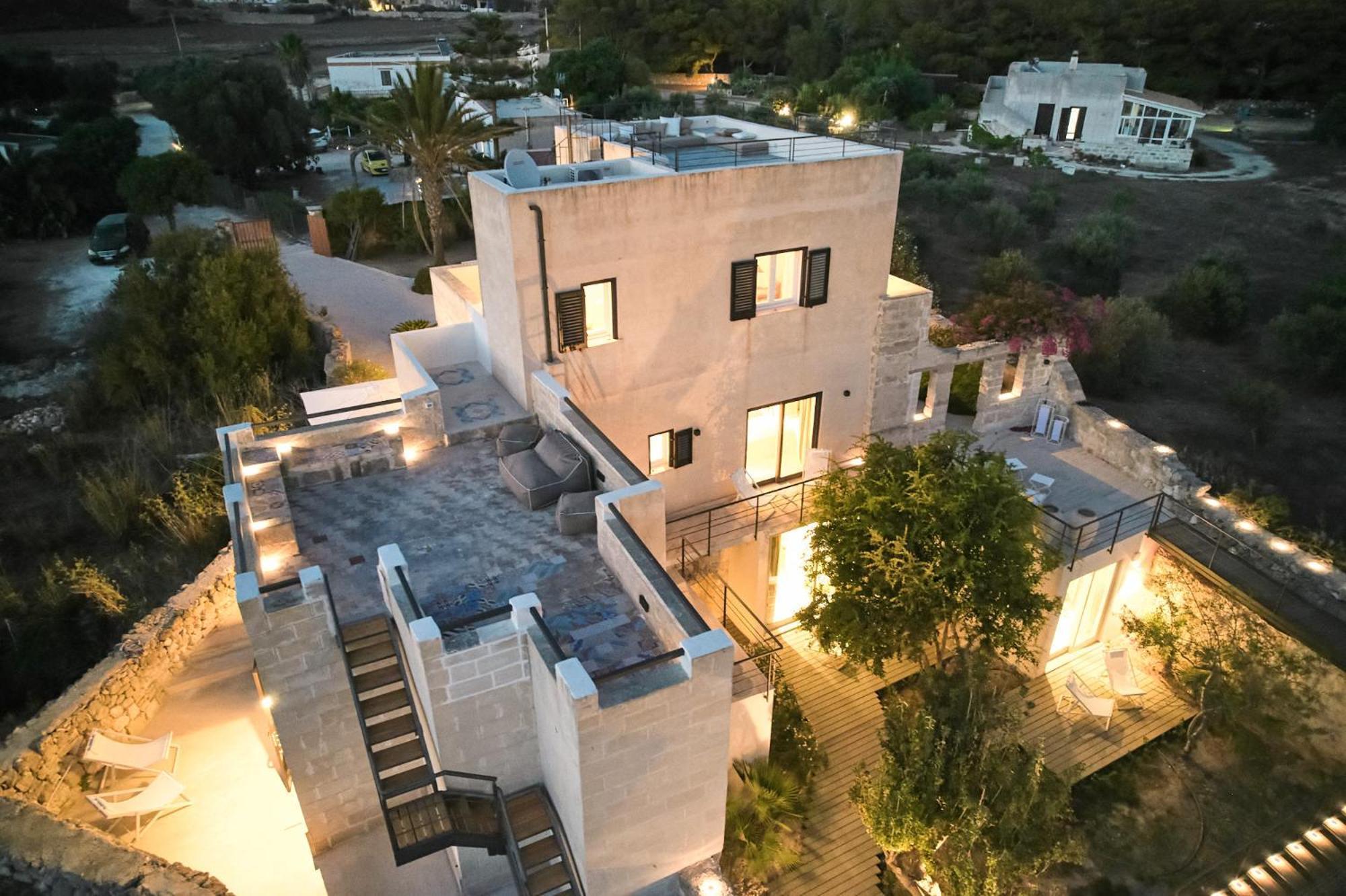 Villa Rocce Bianche ฟาวีญานา ภายนอก รูปภาพ